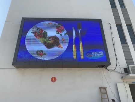 咸寧荊南中學(xué)-戶外P4-19.35㎡